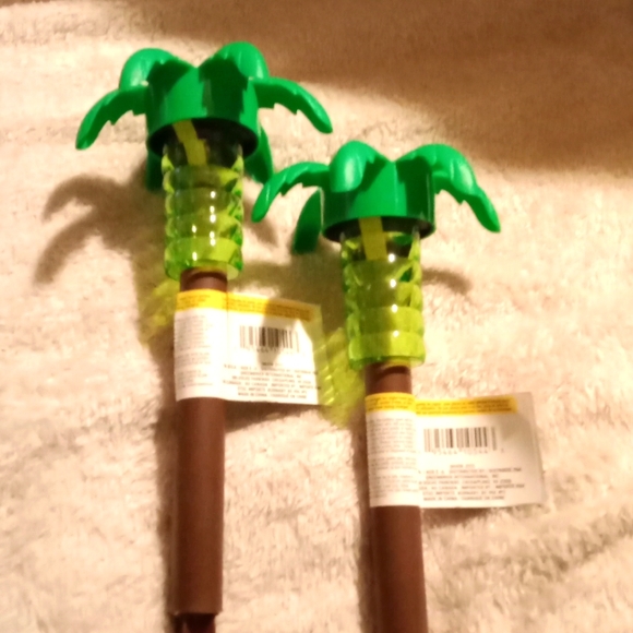4 palm tree solar lights - Picture 1 of 2